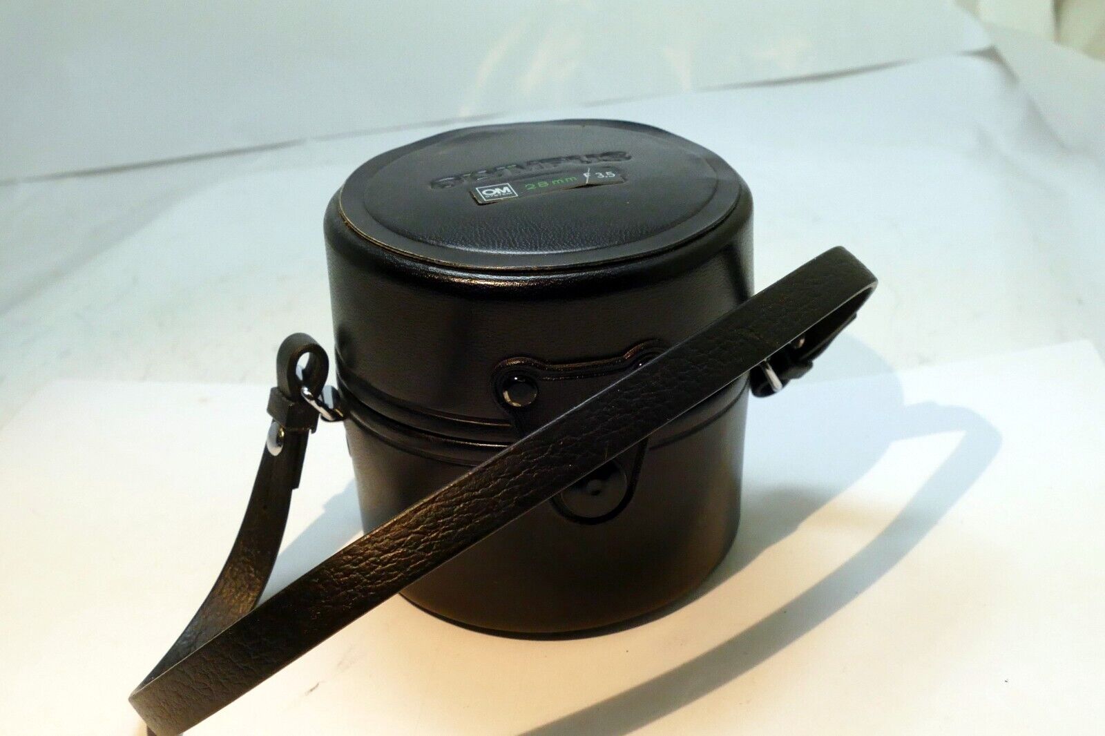Olympus Hard Lens Case for OM 35mm f3.5 Auto Zuiko  -  genuine OEM