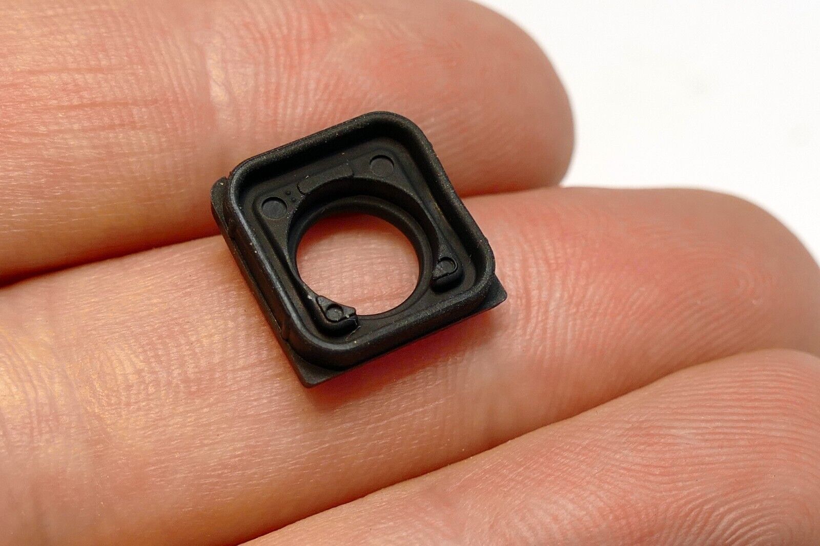 Nikon UF-2 Connector Cover Cap  for Stereo Mini Plug Cable