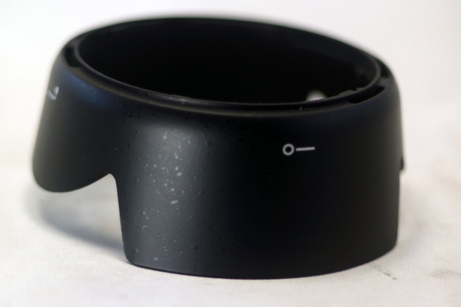 Aftermarket  HB-69 Hood for Nikon AF-S 18-55mm f3.5-5.6G VR II Lens D3100/D5000