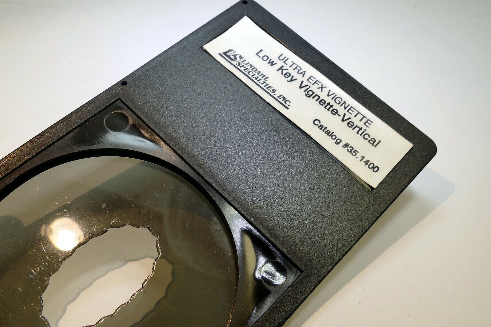 LINDAHL Specialties Ultra EFX Vignette Low Key Vertical Drop in Lens Filter