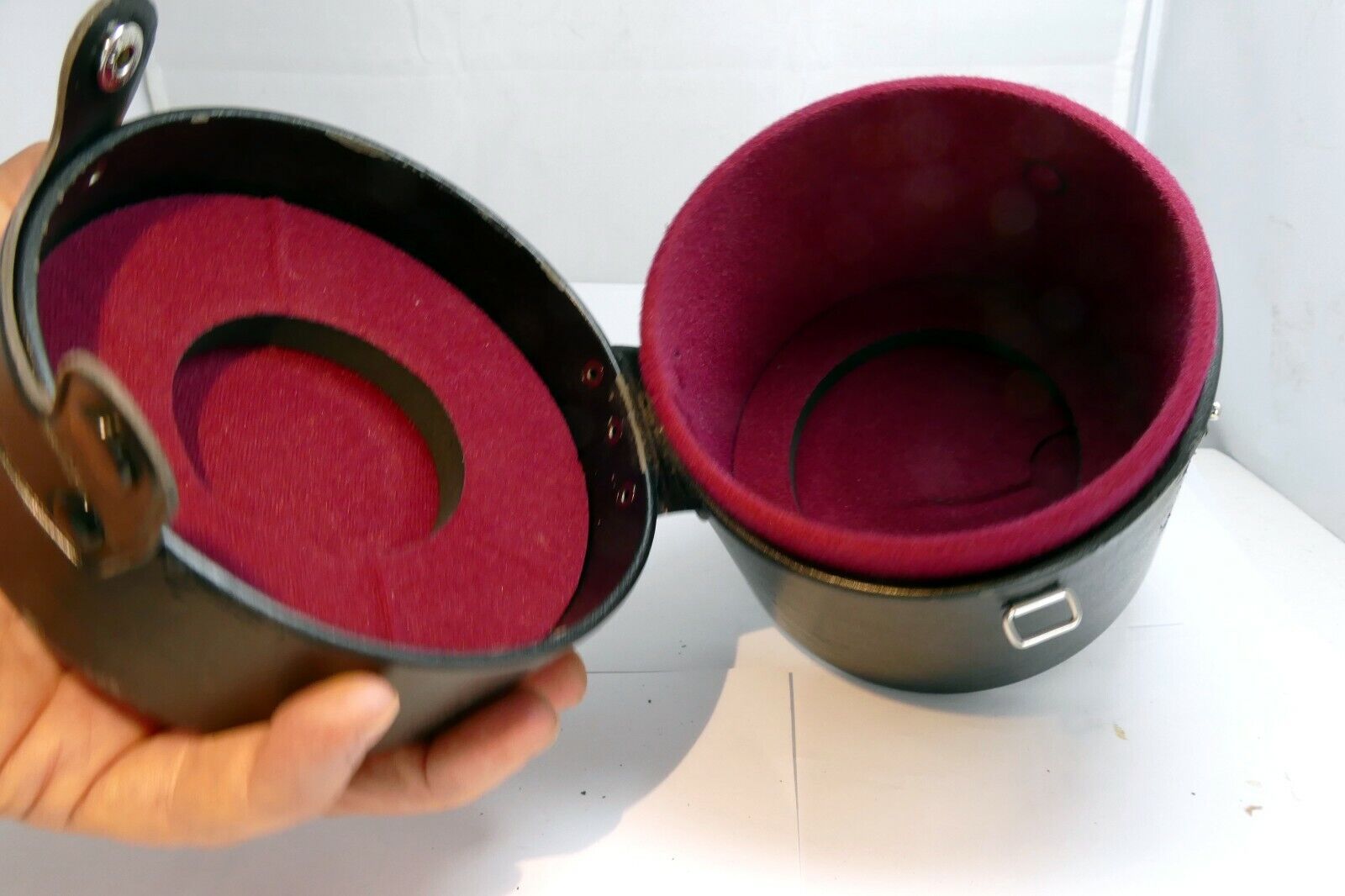 Canon LH-D14 Lens Hard Case (for 17-35mm F/2.8 L USM 16-35mm) Genuine