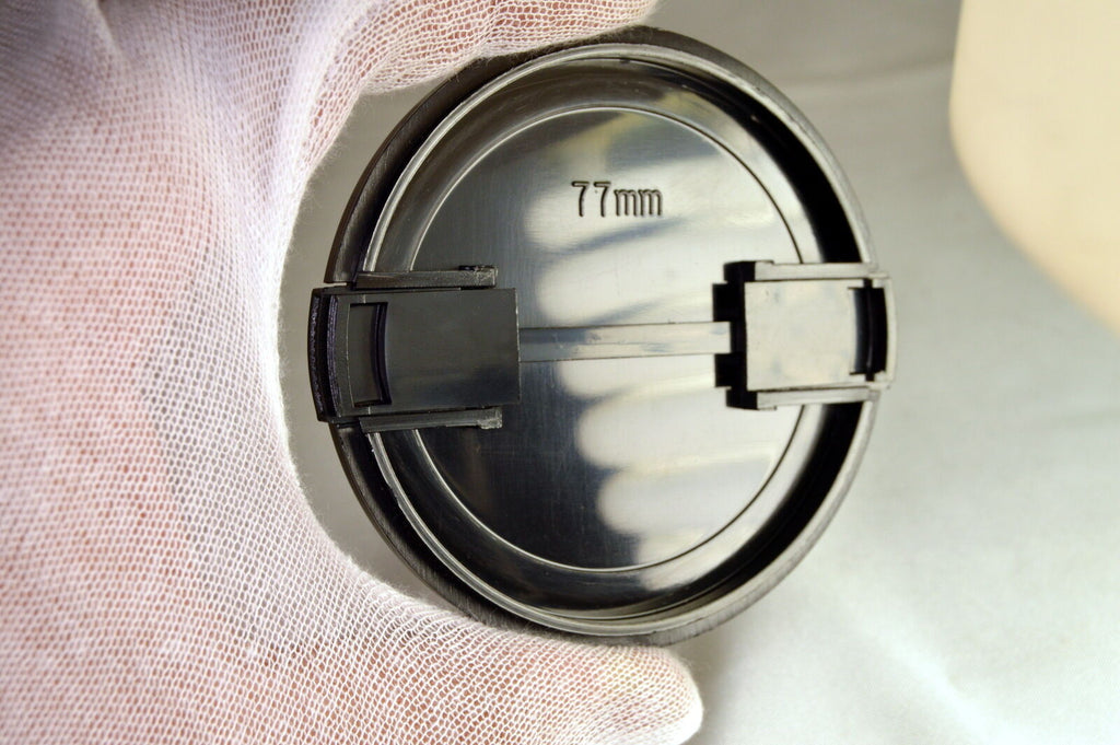 new 77mm Lens Front Cap Black snap on type