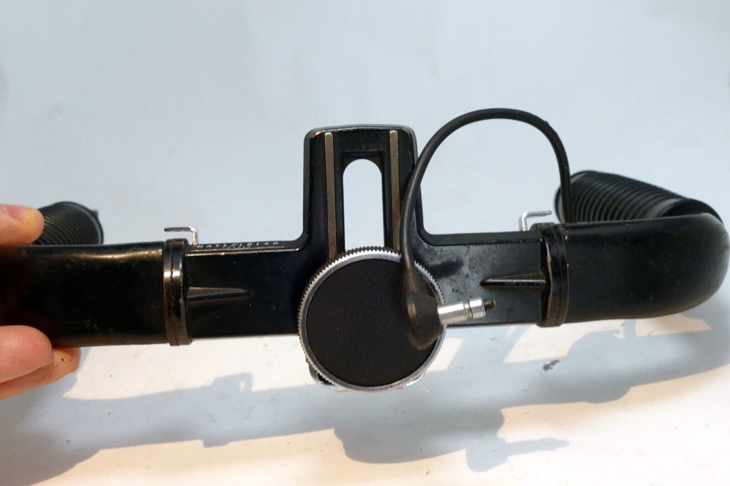 Hasselblad 46132 Double Dual Handgrip for 500 EL and EL/M Flash Bracket Shutter