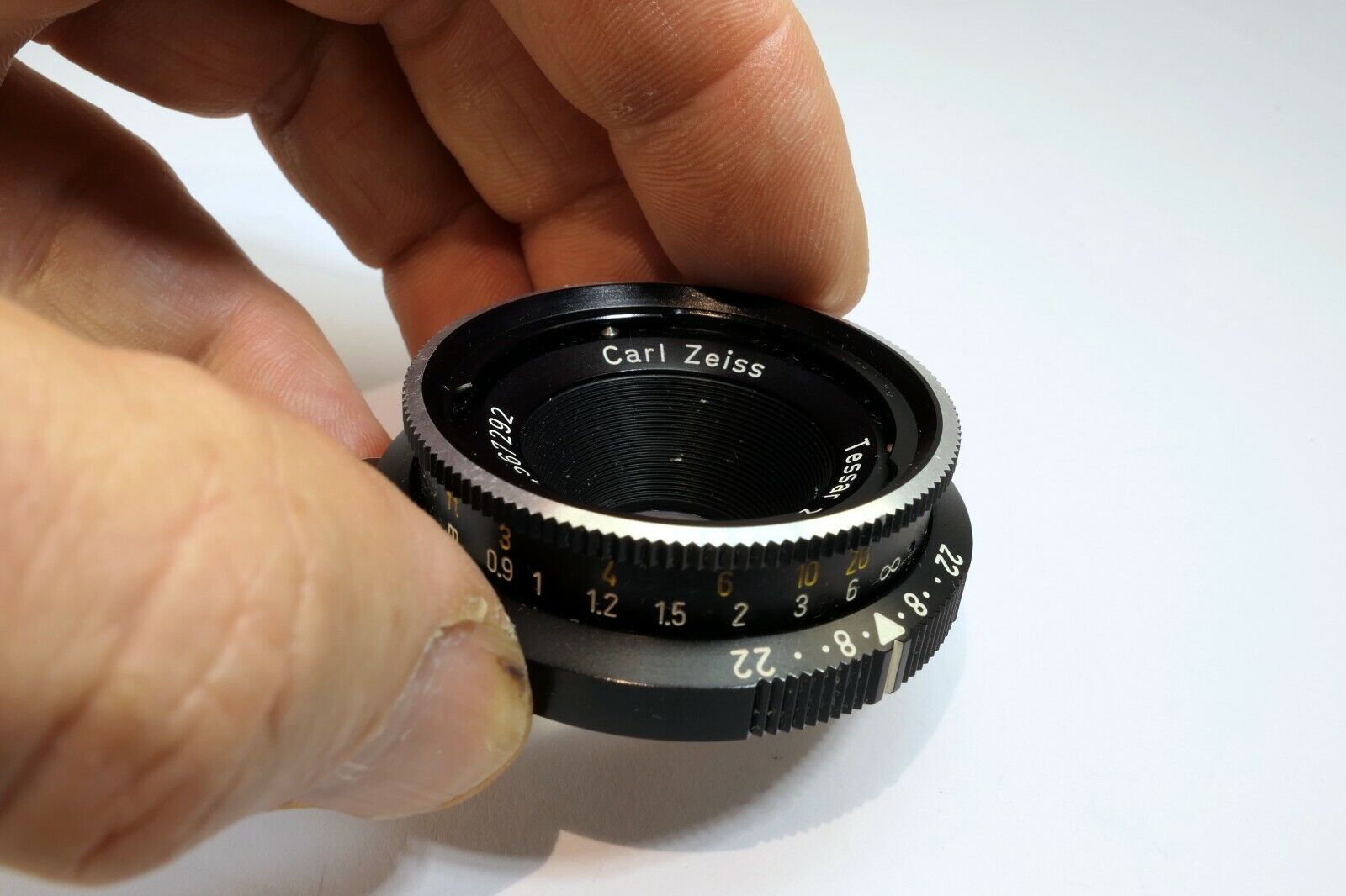 Carl Zeiss Tessar 40mm f2.8 LENS for Rolleiflex SL cameras Parts repair AS IS