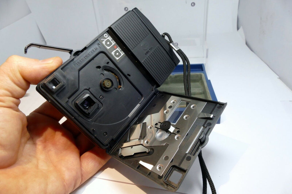Minolta Disc-K Pocket Camera - UNTESTED AS IS AS FOUNR - NO RETURNS