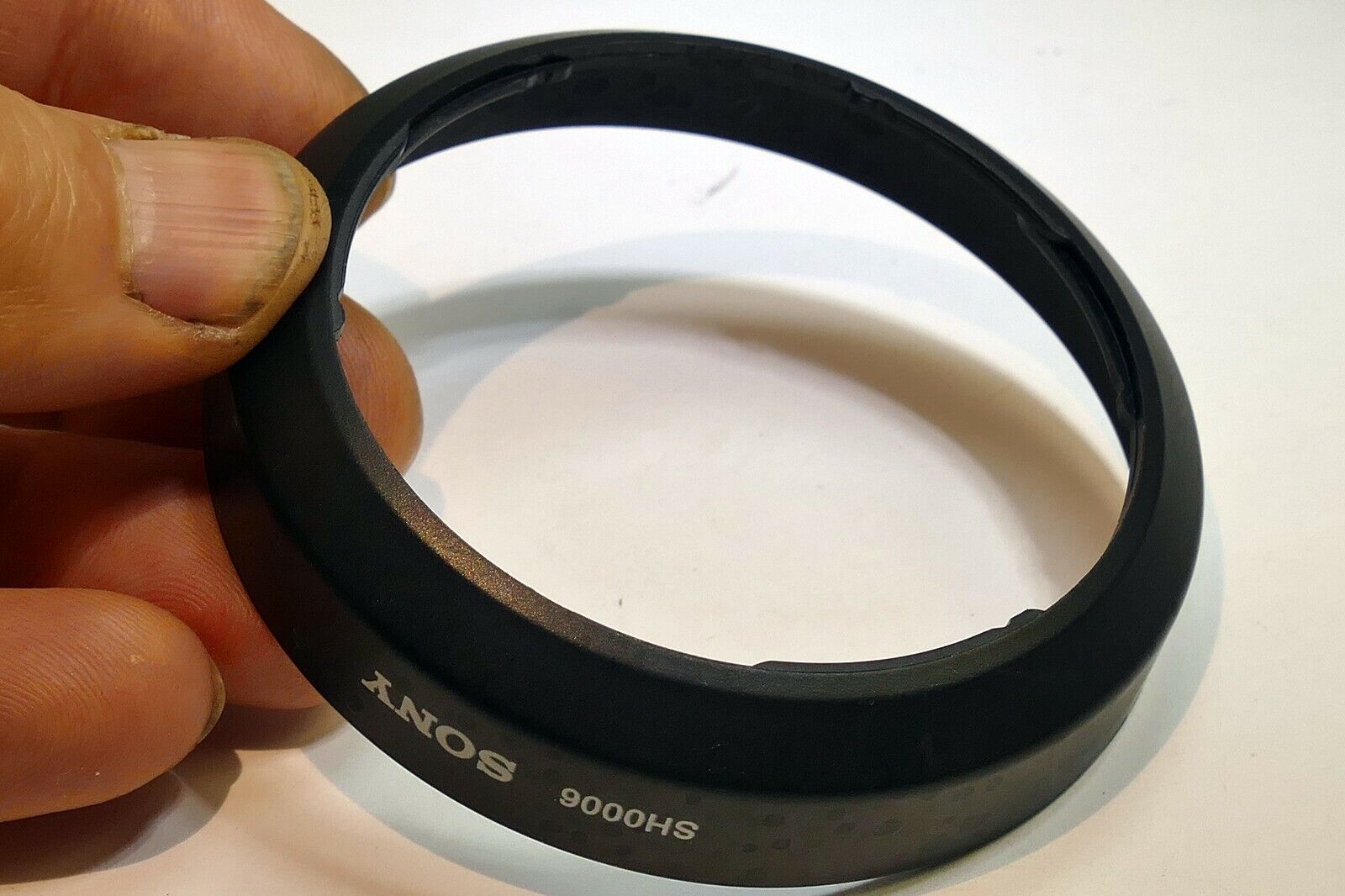 Sony Lens Hood Shade SH0006 18-70mm f3.5-5.6 Standard Zoom A mount AF DT SH 0006