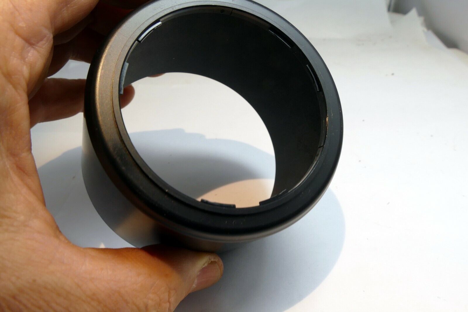 Replacement  63mm ID Lens Hood Shade for 58-62mm rim  (unknown brand)