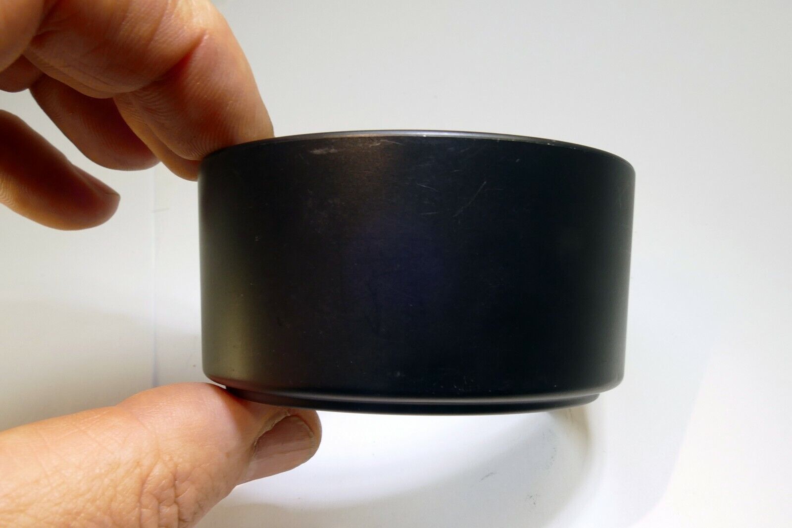 60mm ID Lens Hood Shade plastic twist on type