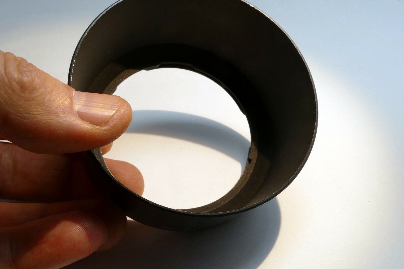 Lens hood for Tamron B4FH shade for 70-300mm f4-5.6 AF telephoto zoom with 58