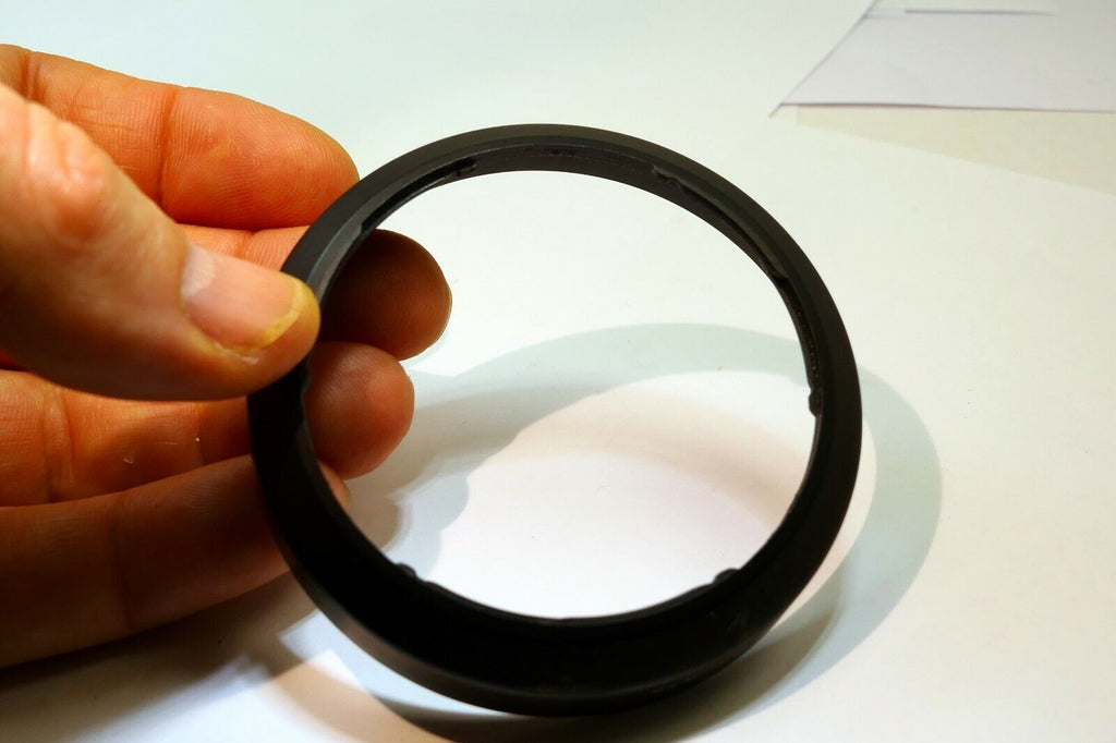 Minolta Maxxum  28-100mm f3.5-5.6 D Lens Hood 55mm