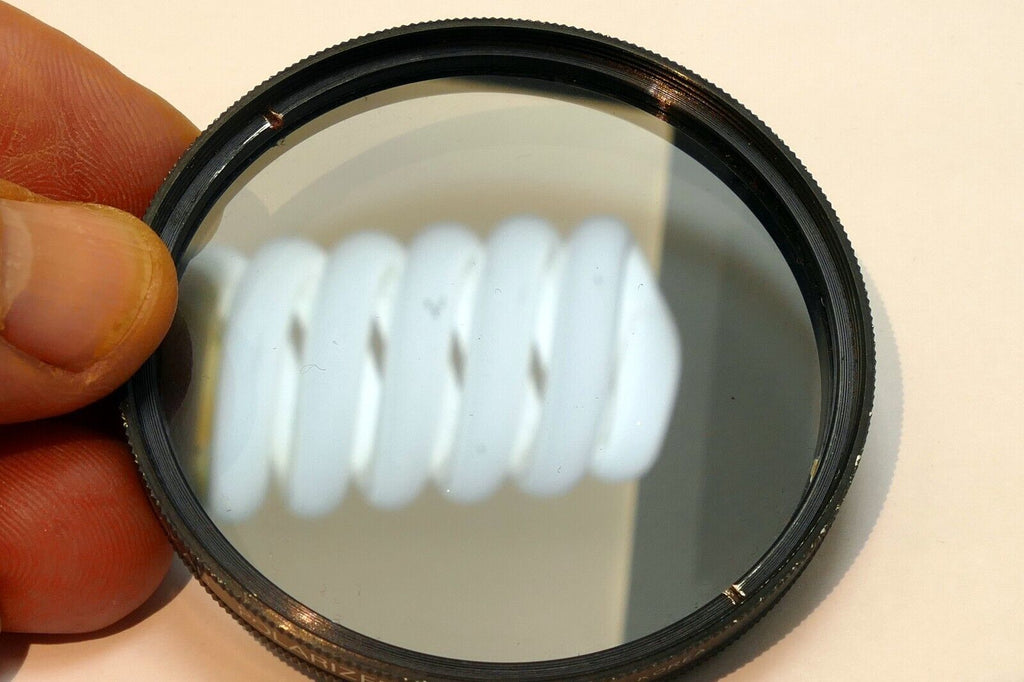 Sakar 62mm Lens Filter Polarizing PL  Polarizer