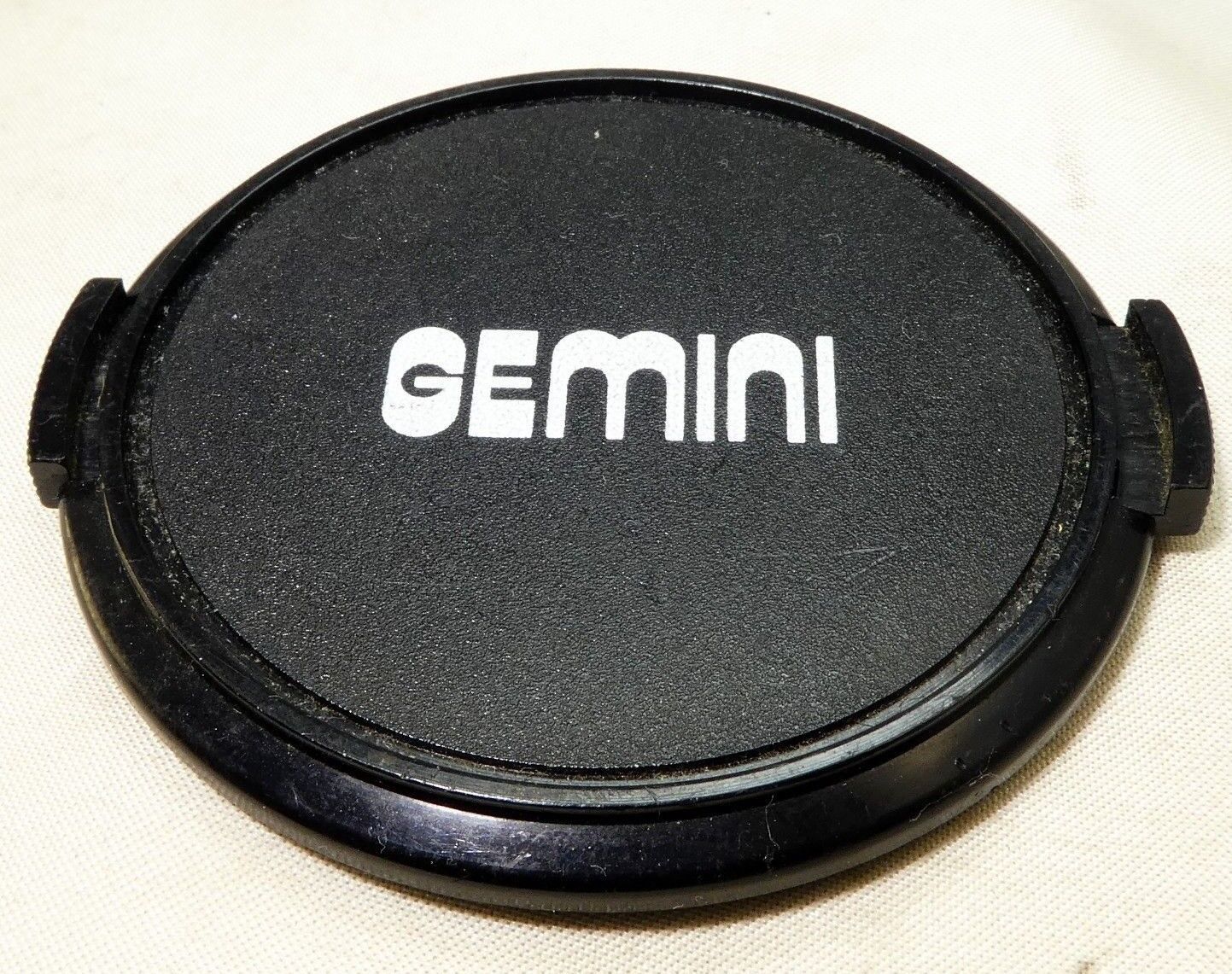 Gemini 62mm Lens Front Cap Snap on type for made in Japan