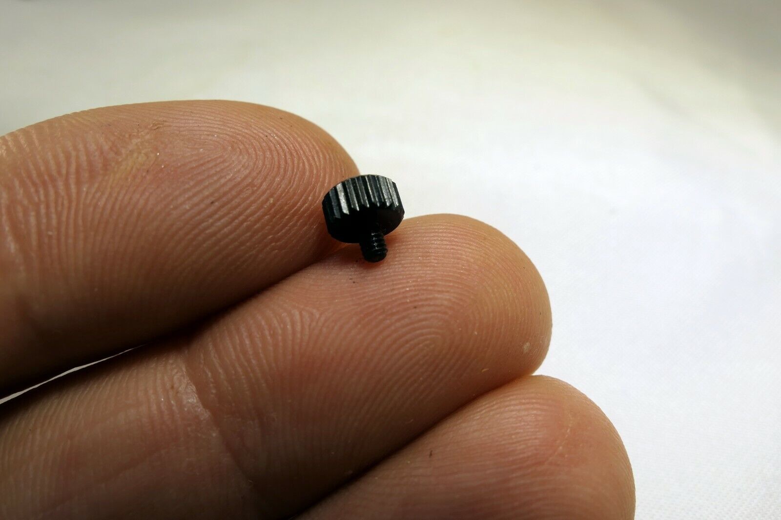 2mm Cosmicar TV 8.5mm 12.5mm f1.3 C-mount LENS Focus ring lock stop screw