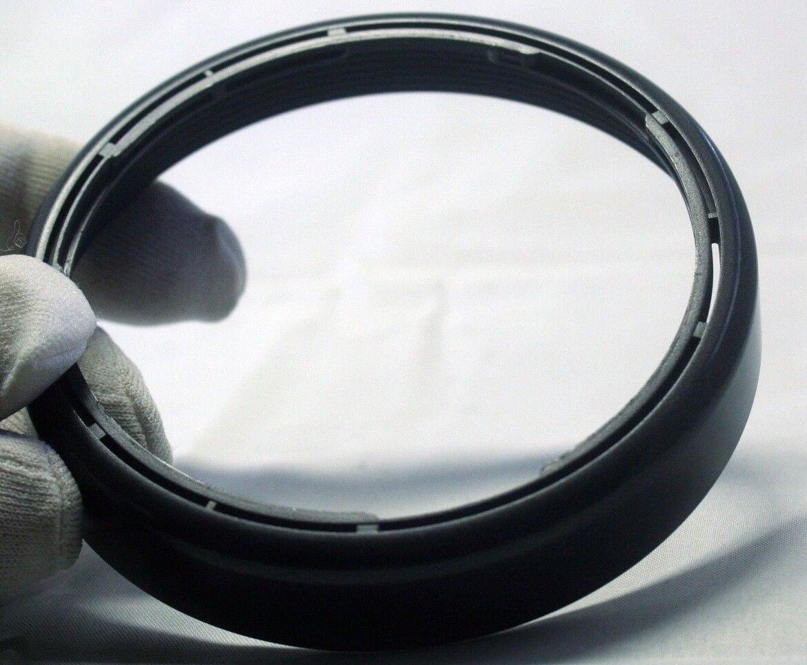Tamron B5FH Lens Hood  for 28-200mm f3.8-5.6 AF Genuine  - (excellent condition)
