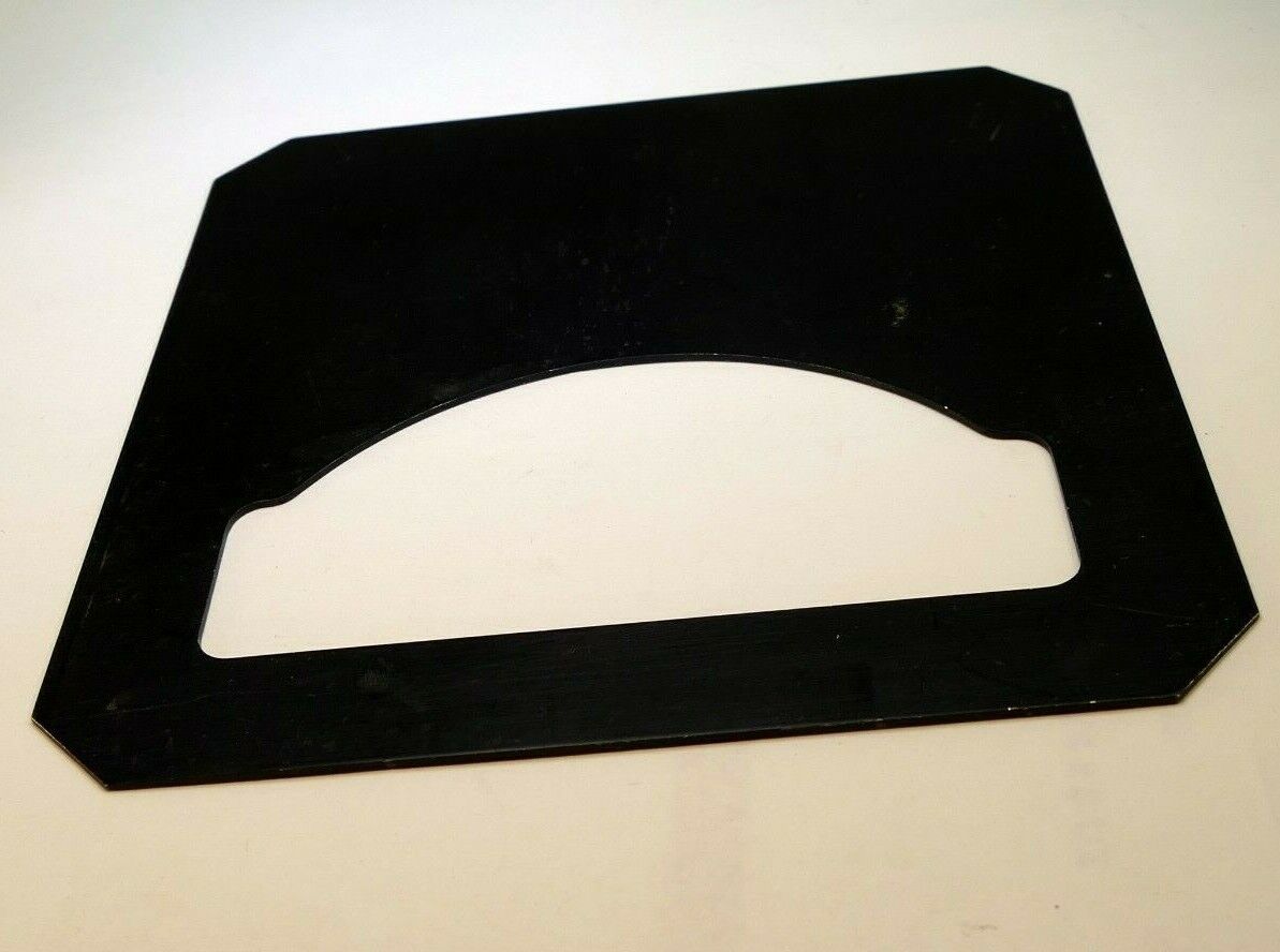 Lindahl Vignette White Mask 4.5X4.5" Smooth Bottom Arc frame solid