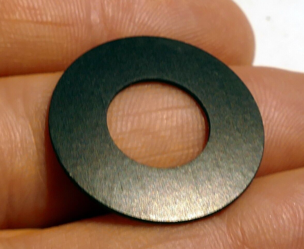 Lensbaby Lens aperture disc f2.8  ( NON magnetic )