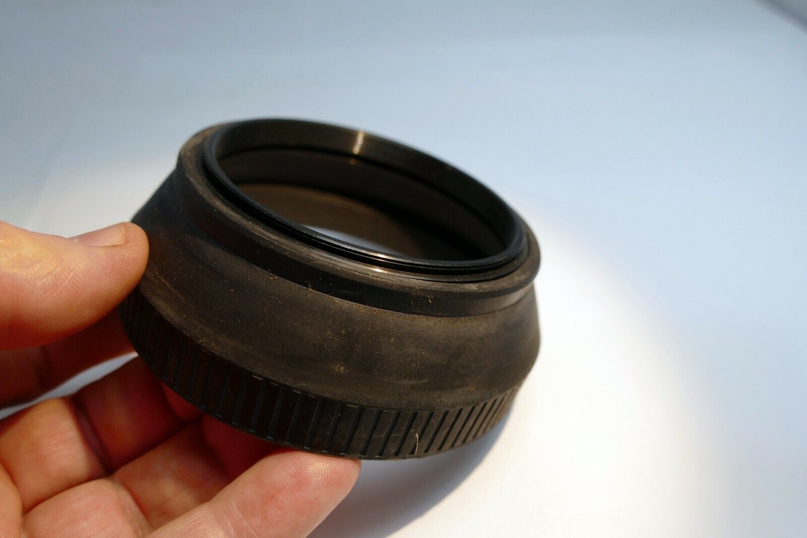 67mm screw in Rubber Lens Hood Telephoto  double threaded for 18-135mm 28-105mm