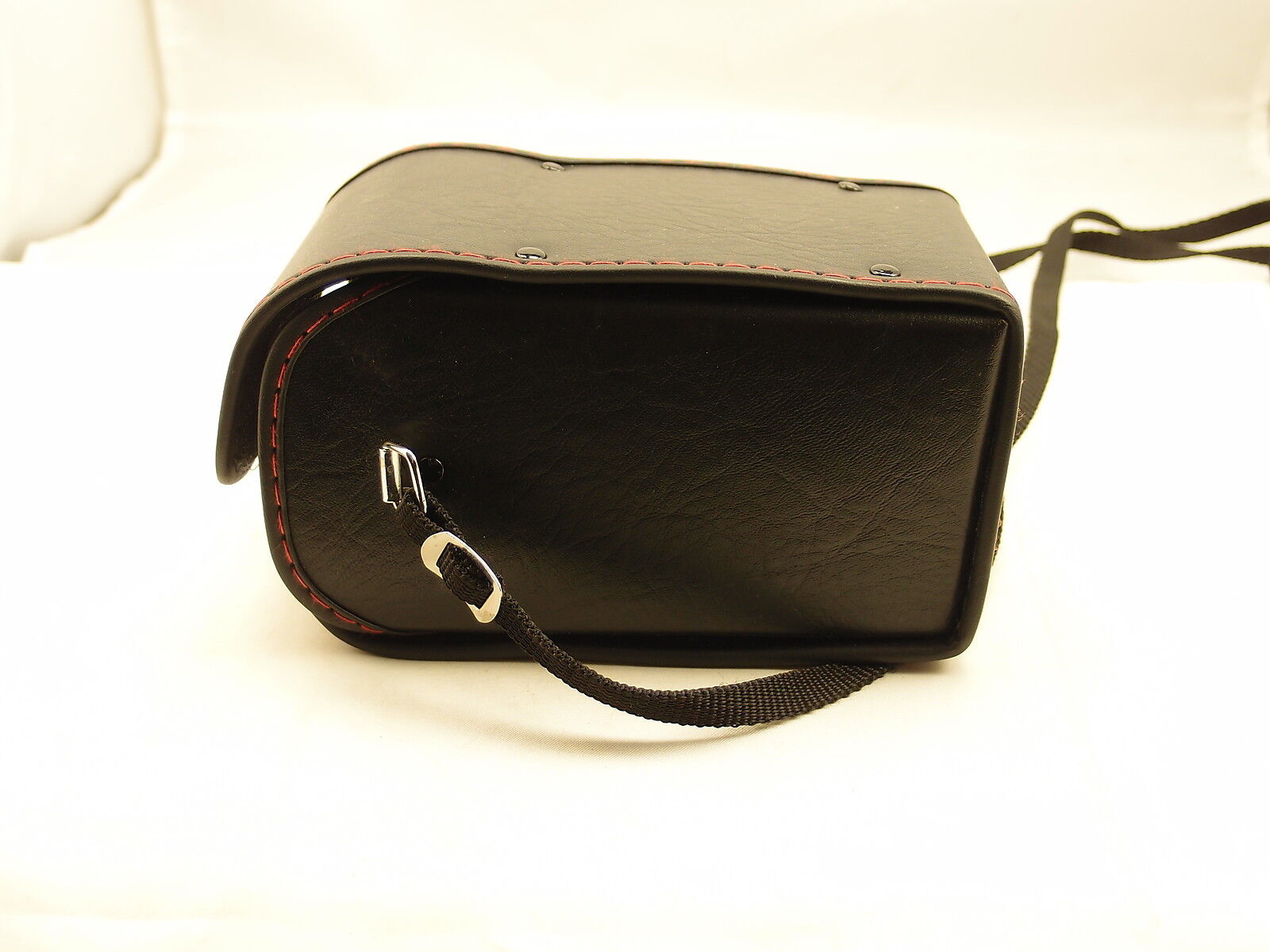 NC-05 Sigma Hard Camera Lens Case Cover With Strap for 18-200mm