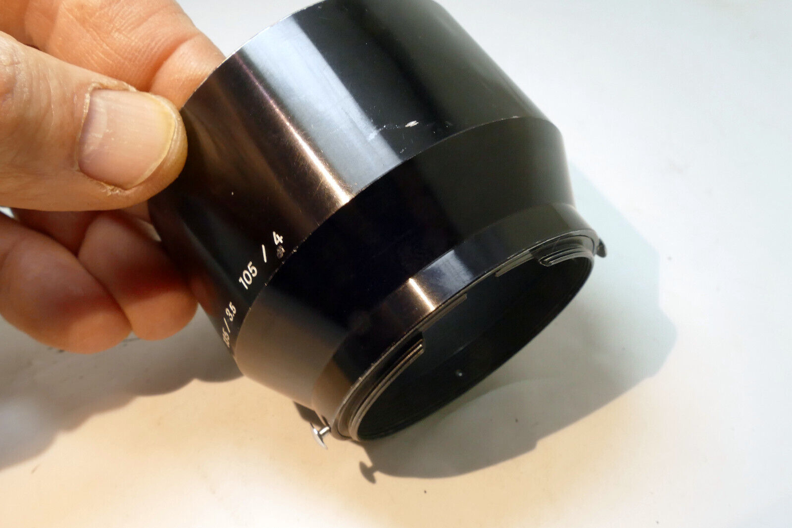 Nikon HS-4 Lens Hood Metal for 105mm f4  Micro Nikkor Ai Ai-s snap on