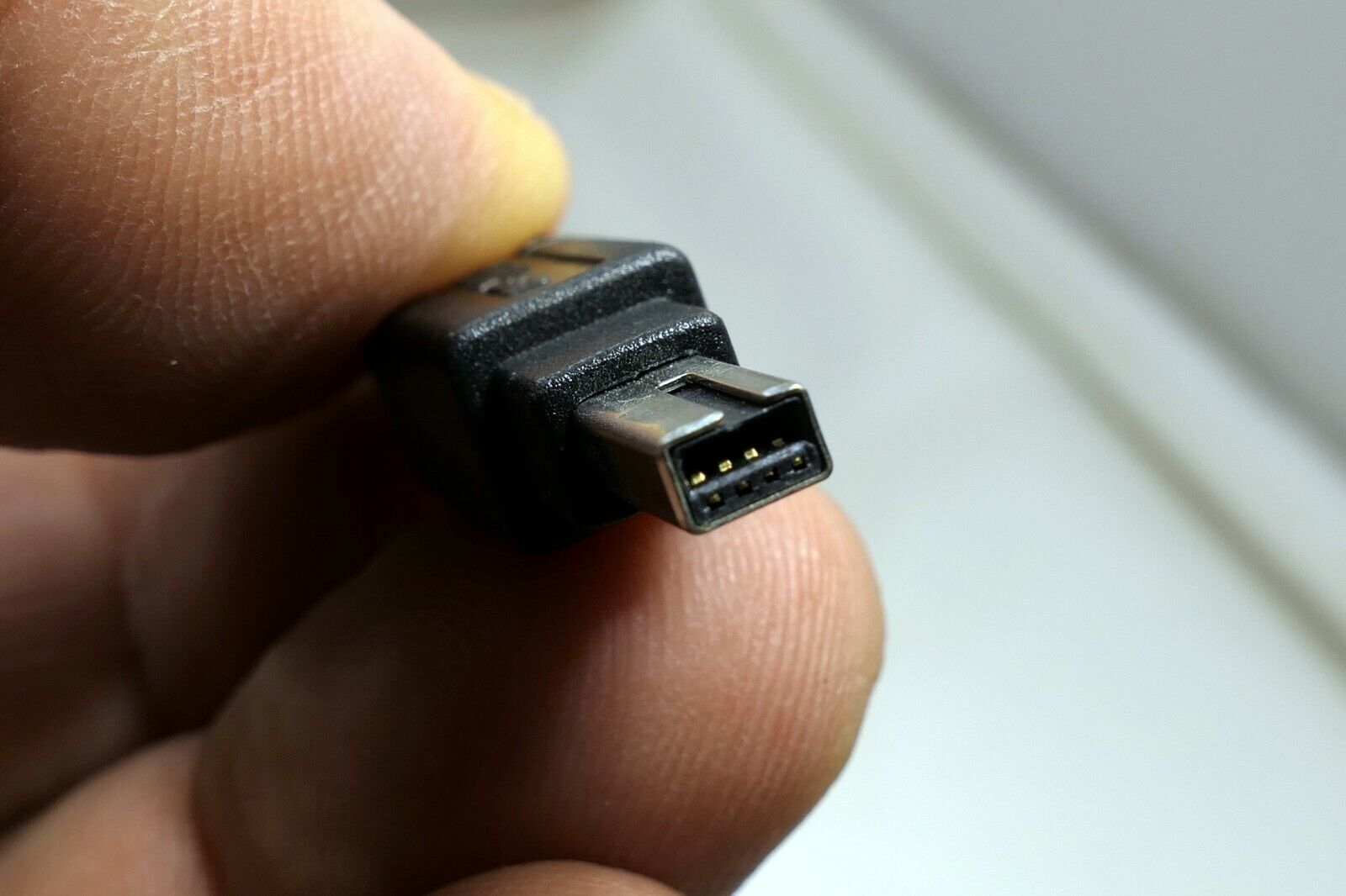 Nikon UC  USB Cable 3 feet Coolpix Camera  Genuine Original OEM - 4 pin square