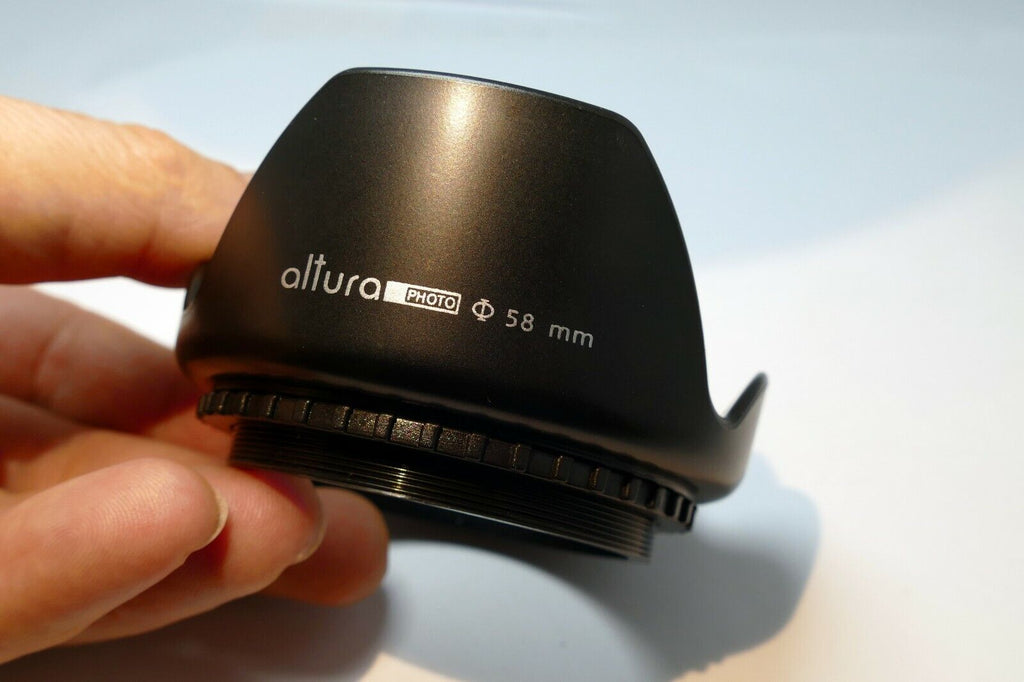 58mm Plastic Lens Hood Shade screw in  type