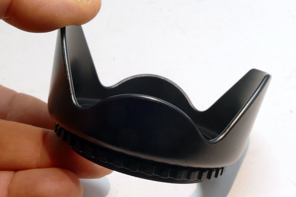 55mm Petal Tulip shaped Lens Hood Shade for  18-55mm AF-P