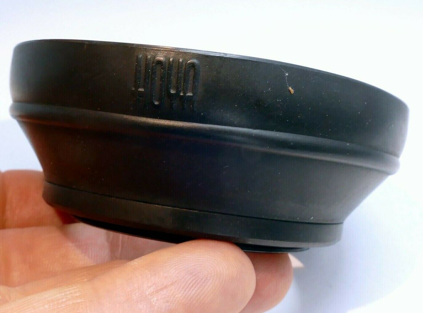 Hoya 52mm Rubber Lens Hood Shade threaded for 50mm f1.8 lenses