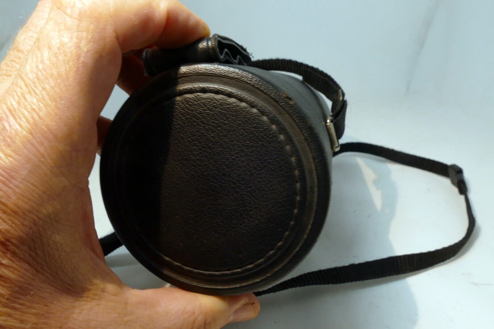 Vivitar Hard Lens Case for 70-150mm f3.8 macro 2.5x6"