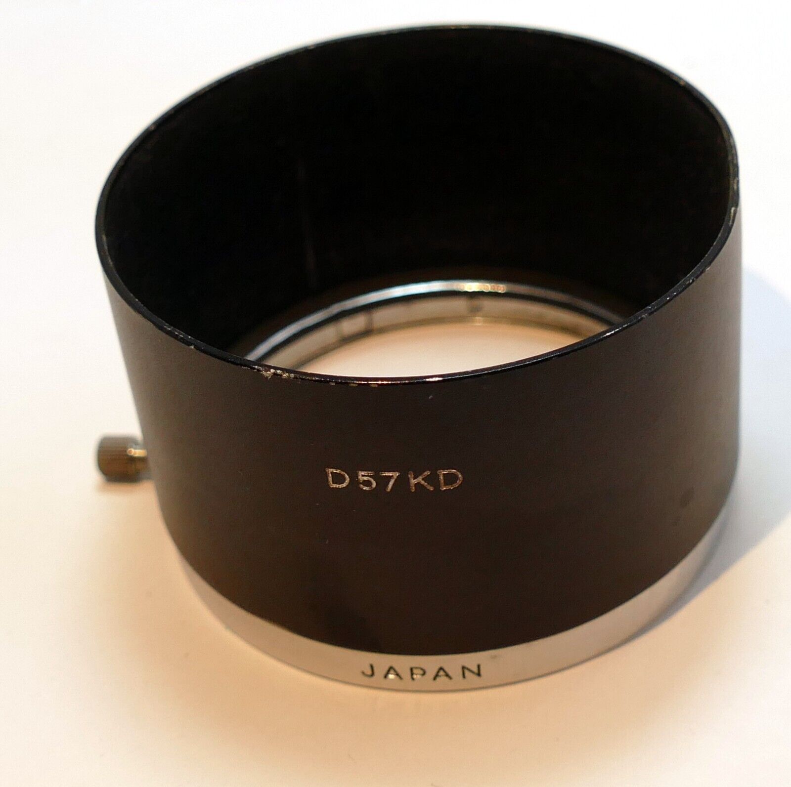 Minolta D57KD Metal Lens Hood Shade (55mm) for Auto 100/3.5 135/2.8- genuine OEM