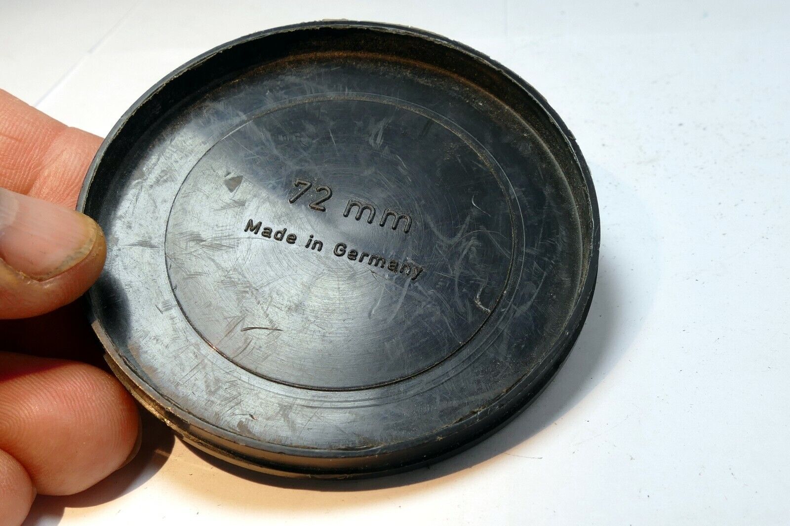 72mm Plastic Nikon Lens cap Slip on type plastic 74mm OD 72mm ID (not for 72mm r