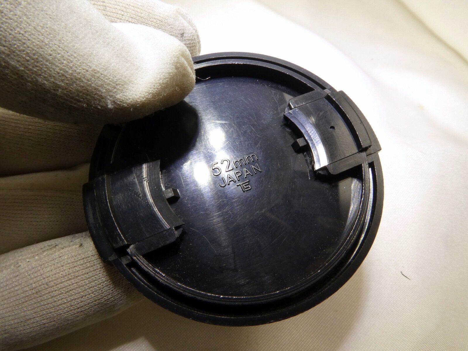 Makinon 52mm rim Front Lens Cap Snap on type