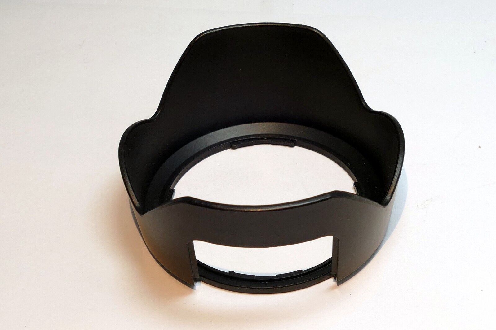 PTX 52mm Lens hood Shade PH-RBA for 18-55mm f3.5-5.6 Pentax