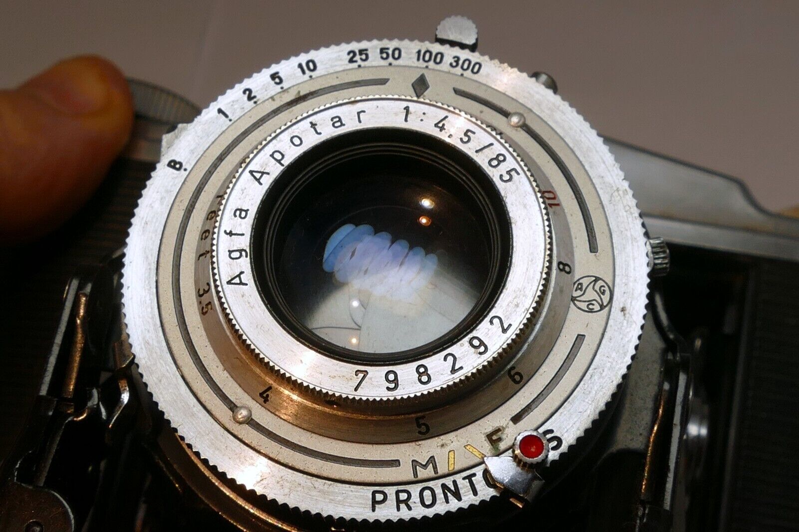 Agfa-Ansco Speedex Special Folding Camera With 85mm f/4.5 Apotar Lens 4X5 medium