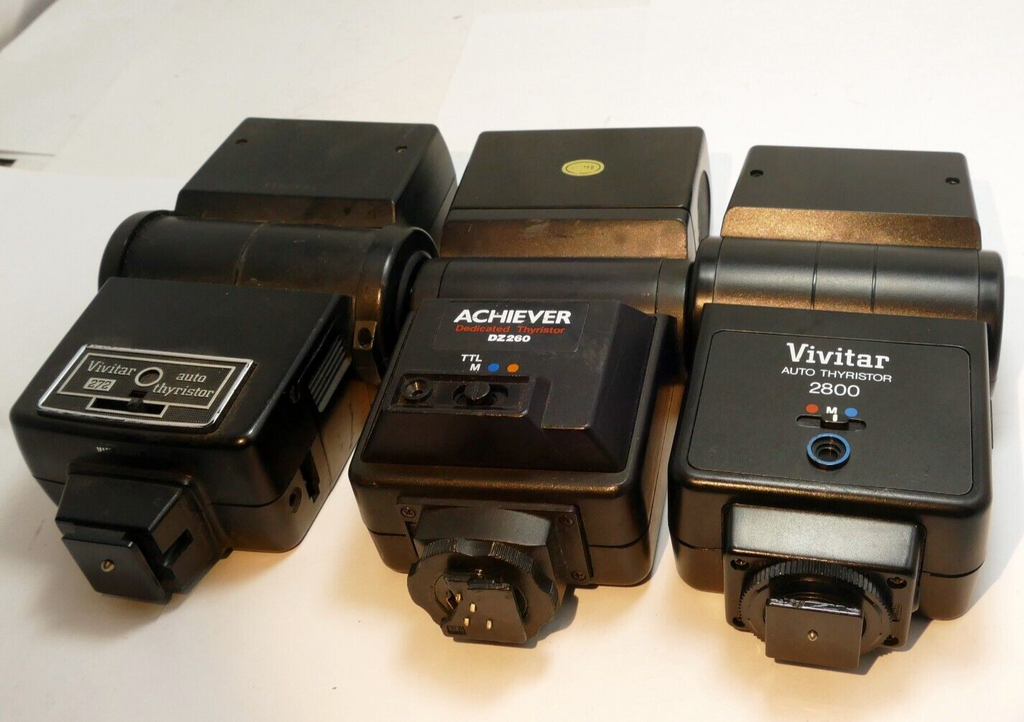 Not working, PARTS -  2X Vivitar 272 2800 DZ260  Thyristor Flash lot