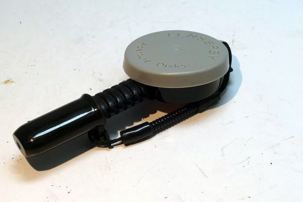 Lensbaby Lens aperture disc removal tool with magnet / case plastic