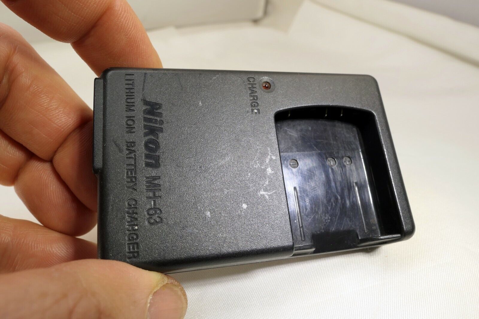 Nikon MH-63 AC battery charger adapter for Coolpix camera genuine original
