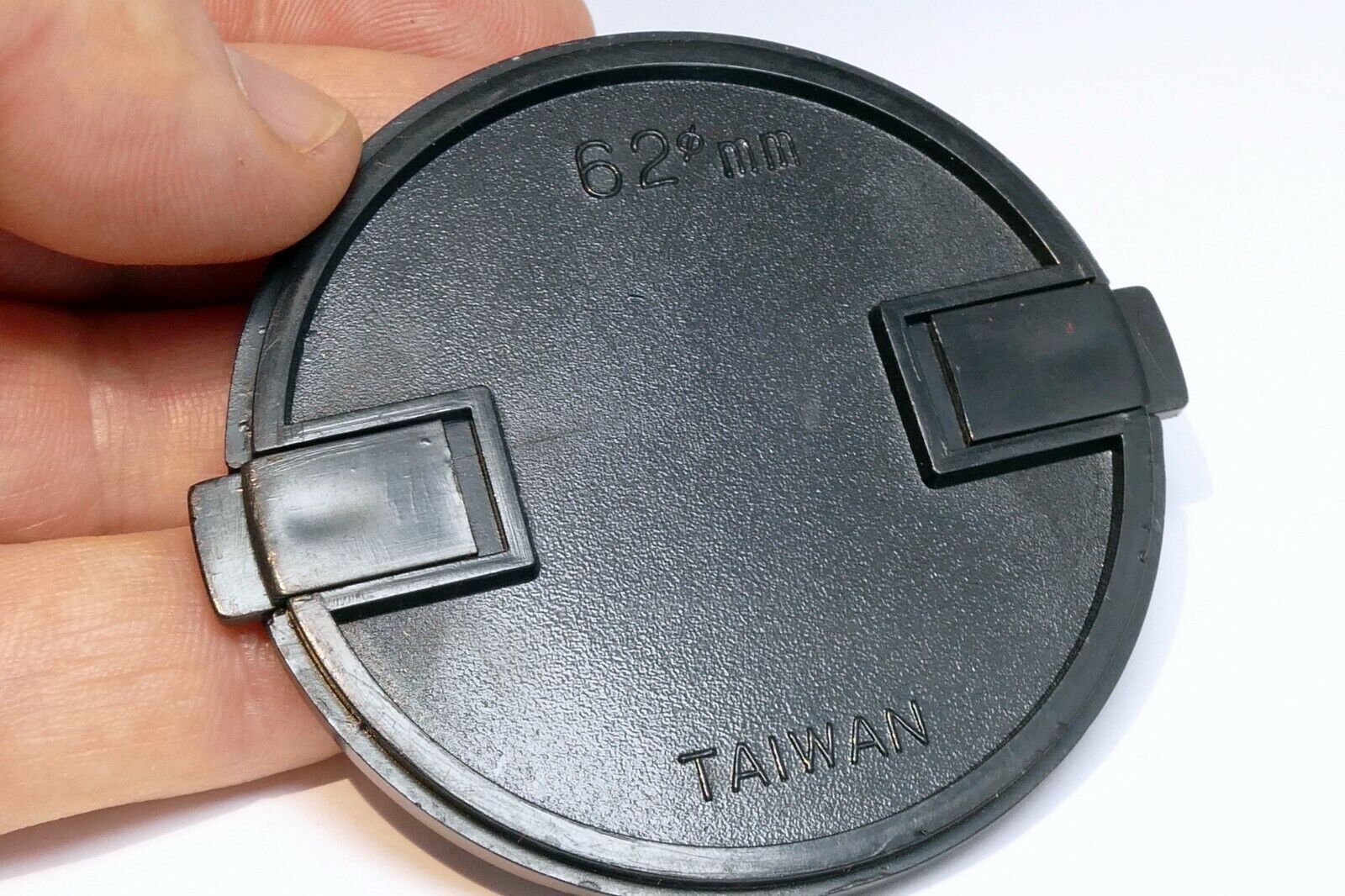 62mm Lens Front Cap Made in Taiwan snap on type