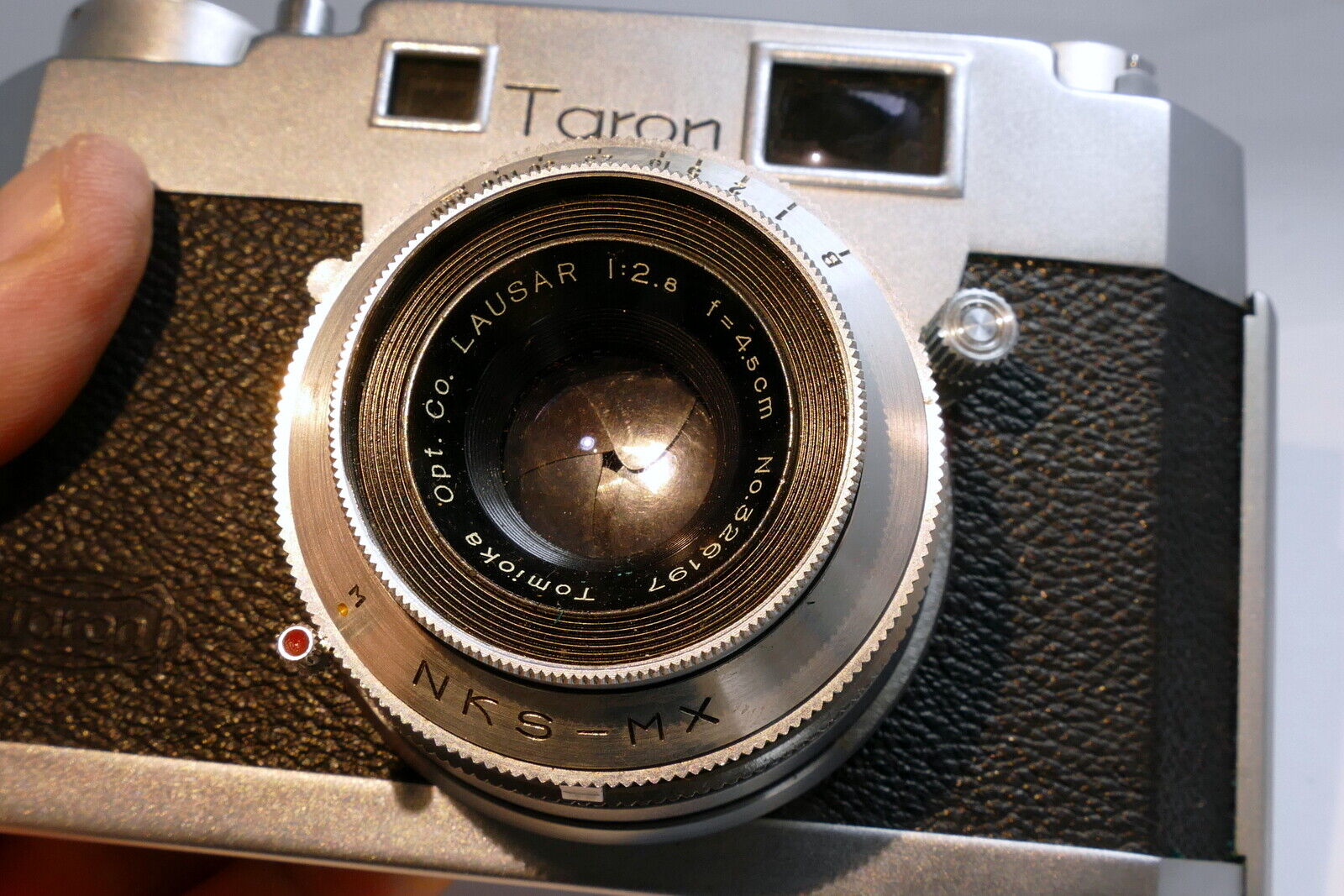 Taron 35 camera with Tomioka Lausar 4.5cm f2.8 Lens rangefinder EP Nihon Kossoki