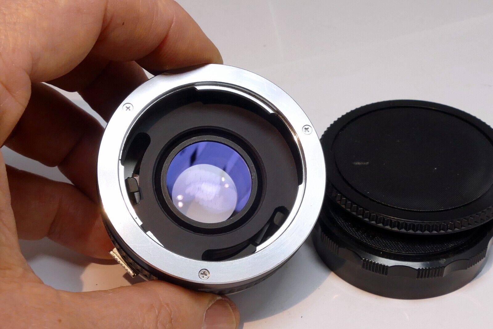 Multi-Coated 2X Lens teleconverter for Olympus OM mount