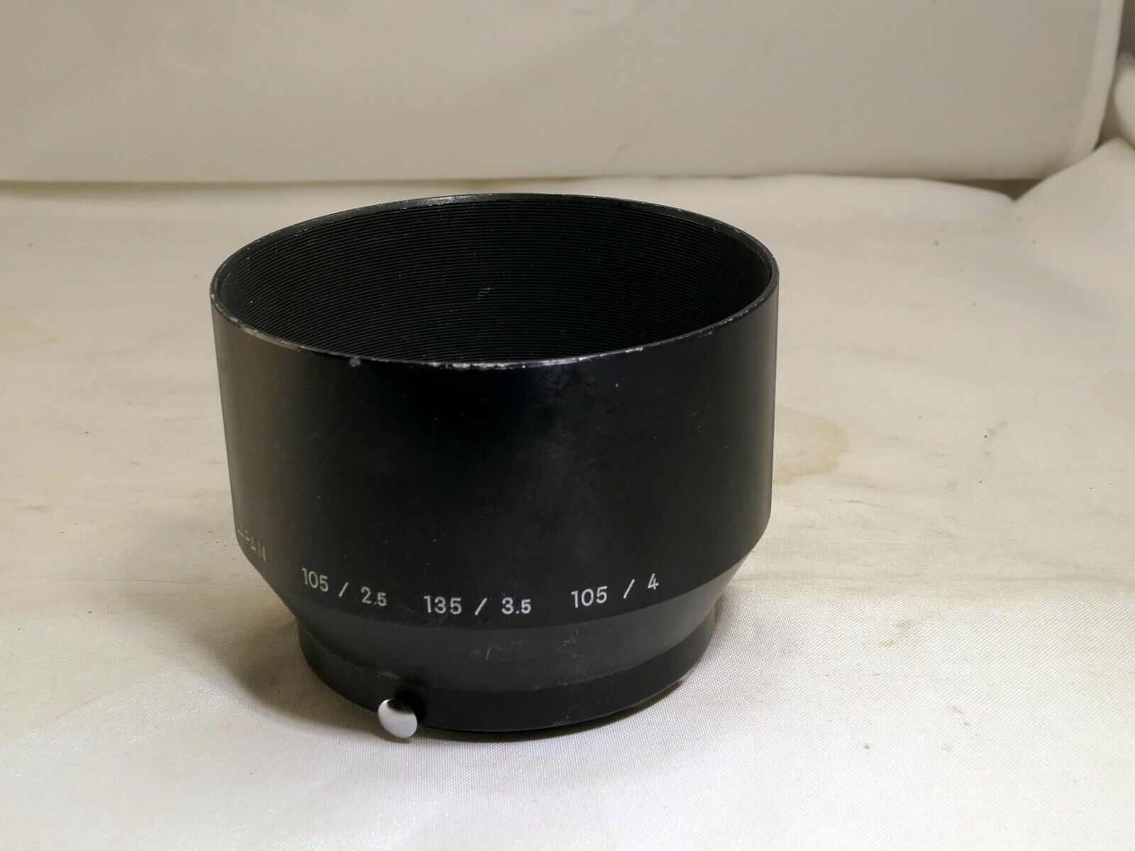 Nikon HS-4 Hood Shade Metal clip on for 105mm f2.5 85mm f2.0 Ai Ai-s Genuine EOM