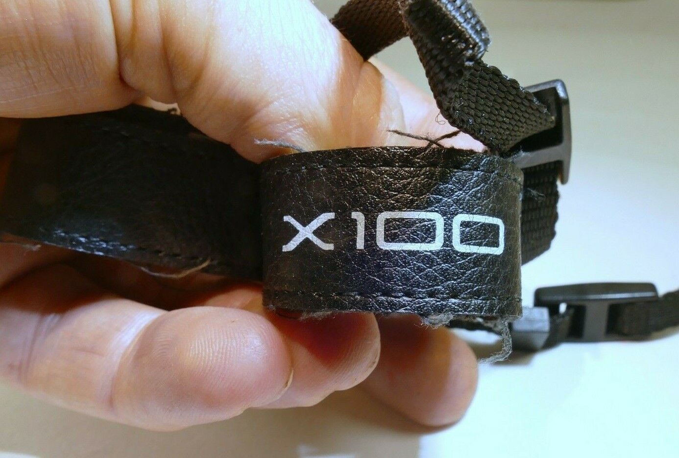Fujifilm X X-100 V P Fuji Neck Shoulder camera Genuine Original OEM