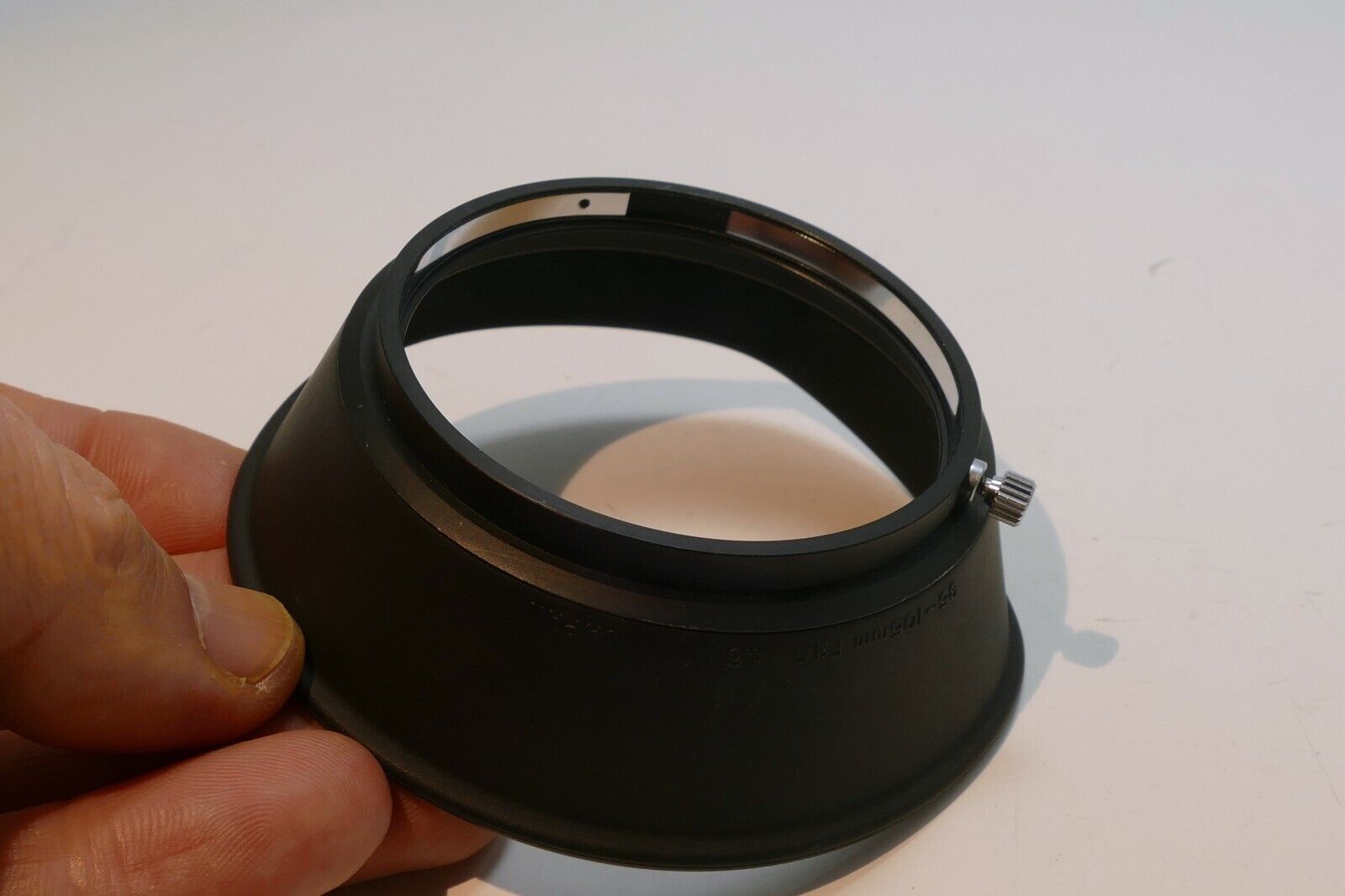55mm Olympus OM 35-105mm f3.5-4.5 lens hood shade - OEM Genuine fits 24mm f2.0