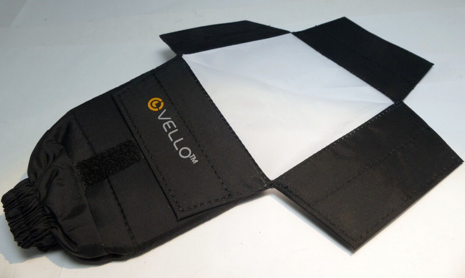 Vello Mini Softbox flash diffuser for camera