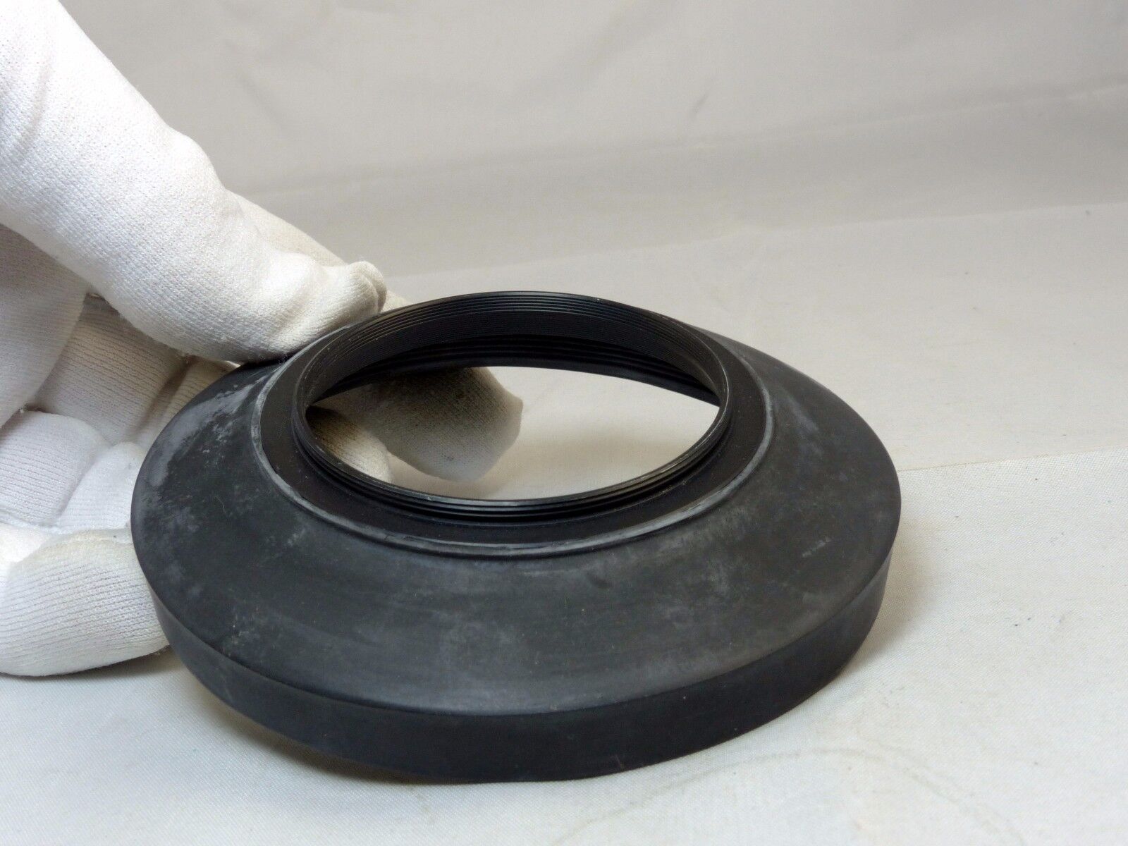 55mm rubber lens hood for wide angle  lenses collapsible vintage