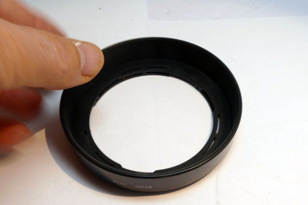 Tamron BFH Lens Hood Shade for AF 24-70mm F/3.3-5.6 Aspherical 73D (62mm rim)