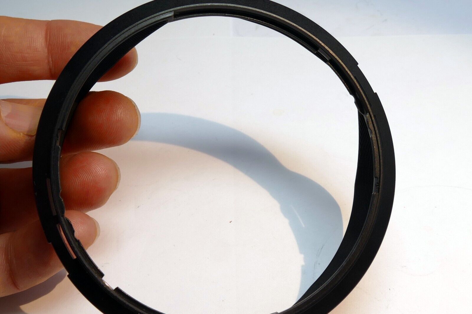 Tamron DA10  Lens Hood Shade for 19-35mm f/3.5-4.5 (A10) Genuine OEM