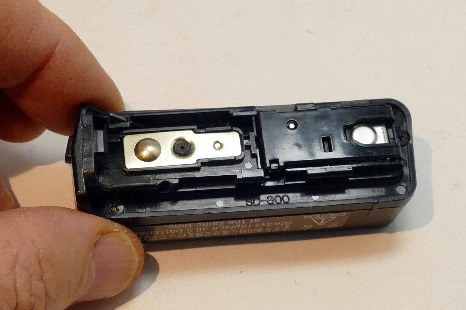 Nikon SD-800 Extra  AA Battery Pack Holder for Speedlight SB-800