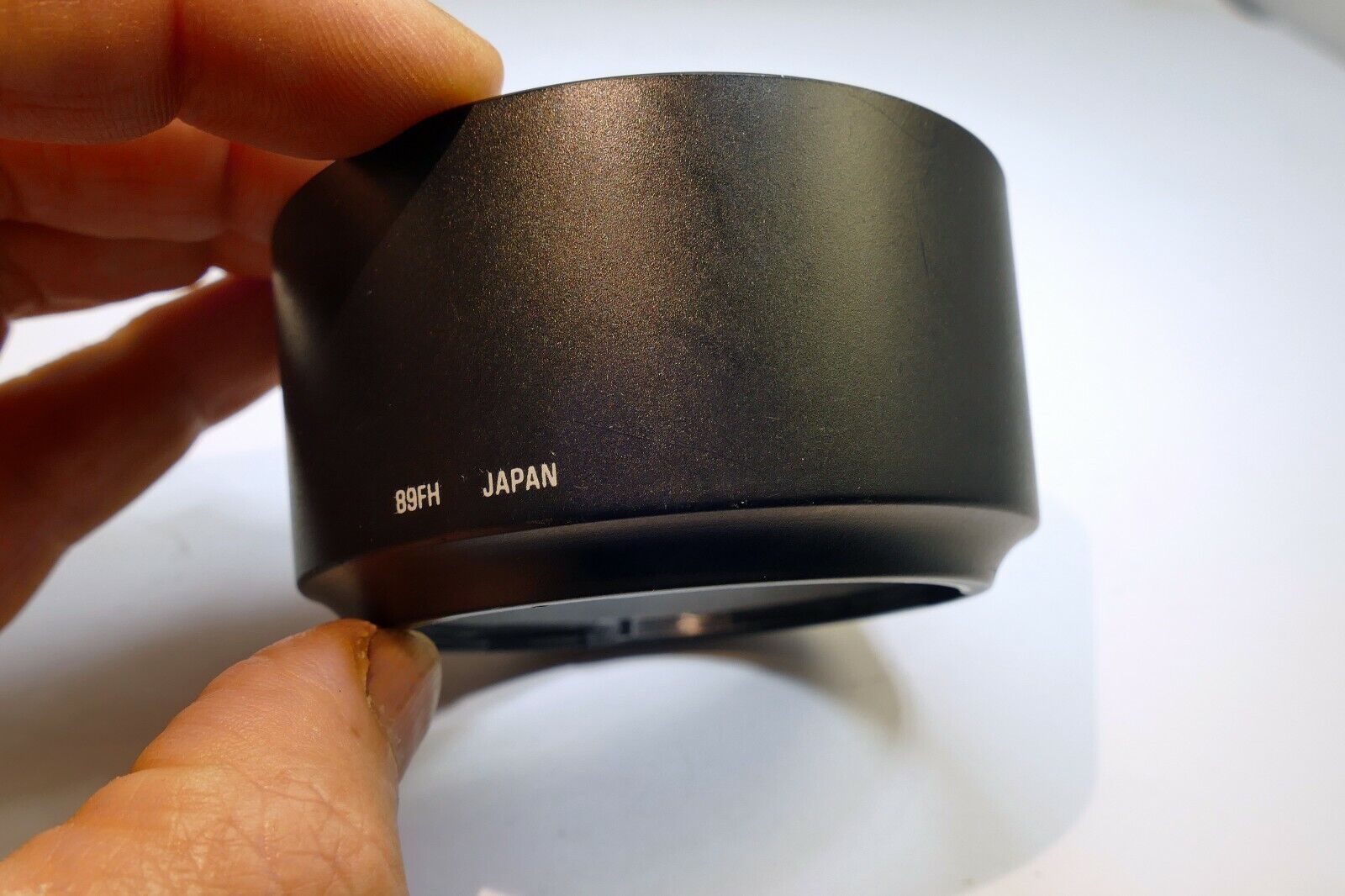 Tamron B9FH Lens Hood Shade for 90-300mm f4.5-5.6 AF Tele- macro