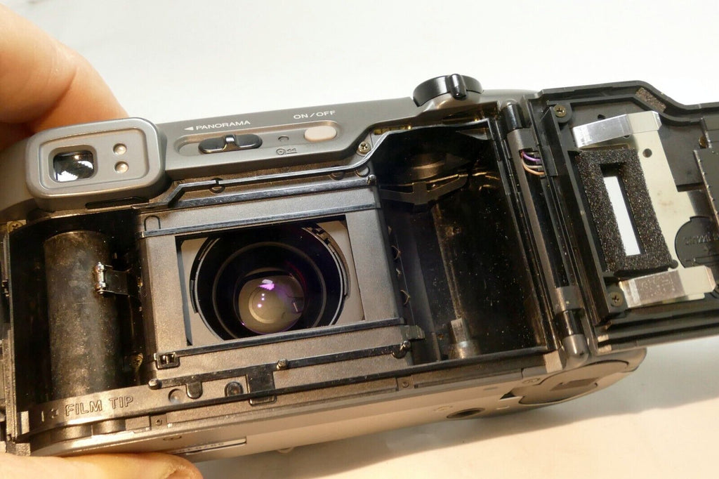 Minolta Freedom Zoom Panorama 140EX Point Shoot 35mm Film Camera AS IS untested