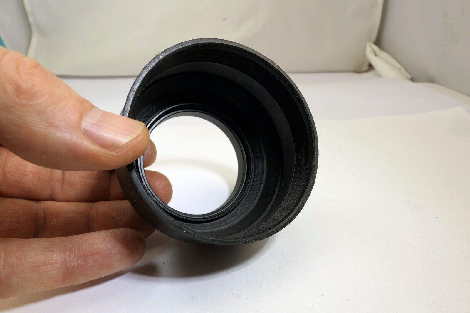 Lens Hood Shade Collapsible Rubber 52mm Telephoto double threaded for 135mm f2.8